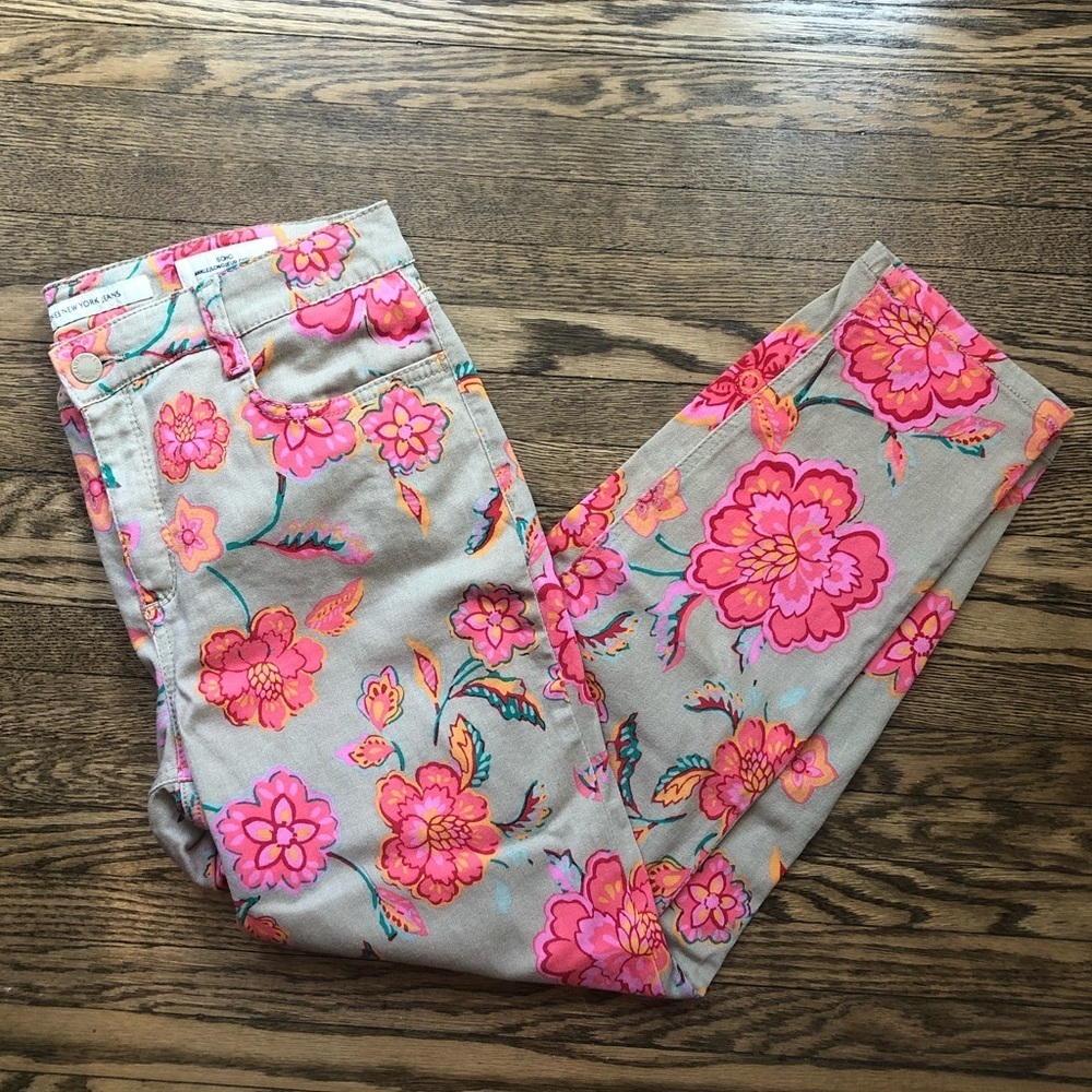 Jones New York Pink Floral Soho Ankle Jeans | 12P​